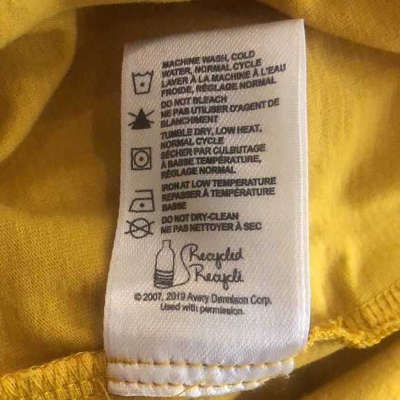 WIND RIVER OUTFITTERS Round Neck Short Sleeved Tee Gold Tones - Picture 7 of 7